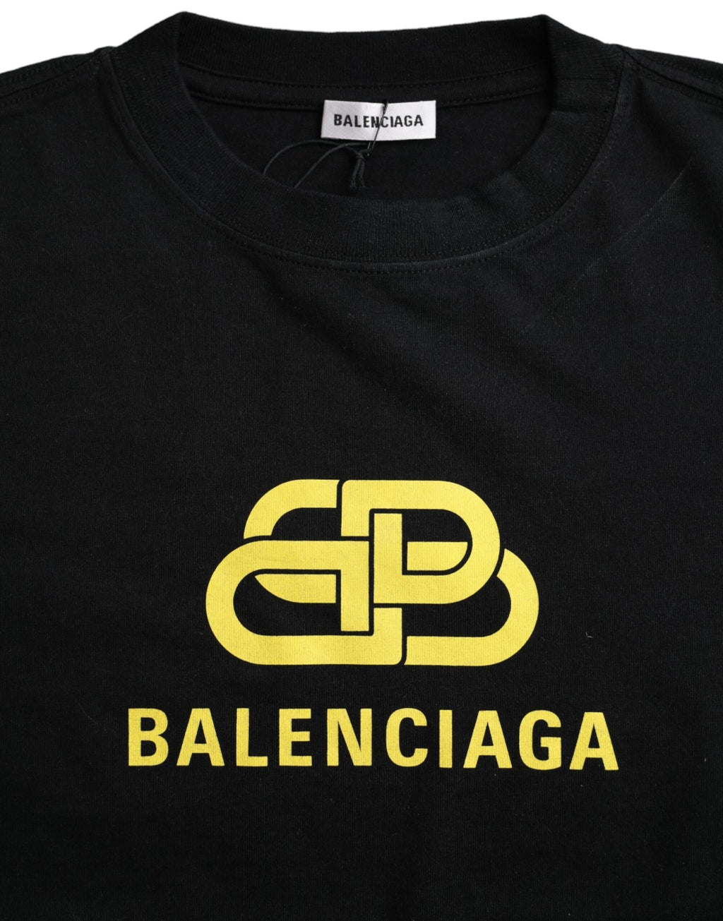 Schwarzes T-Shirt aus Baumwolle mit Rundhalsausschnitt und kurzen Ärmeln und Logodruck