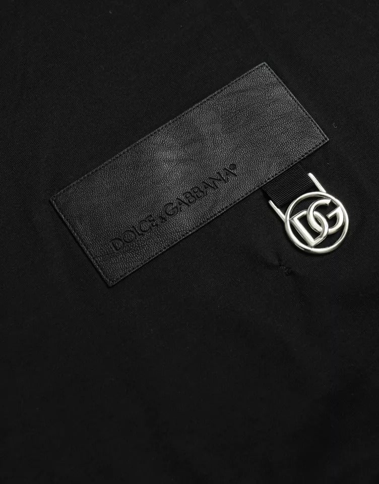 Schwarzes Baumwoll-T-Shirt mit Rundhalsausschnitt und Logo-Patch