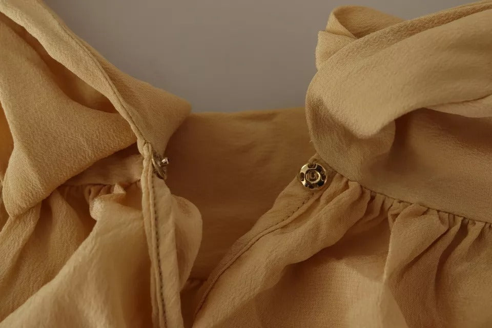 Senffarbenes Hemd mit Ascot-Kragen und Seidenbluse