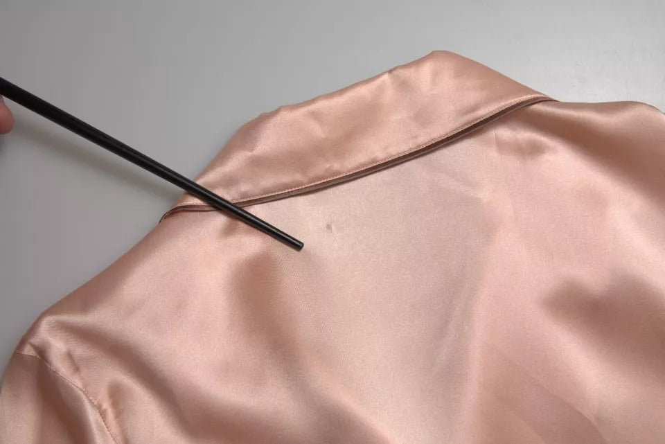 Rosa Pyjama-Bluse aus Seide mit langen Ärmeln und Logo