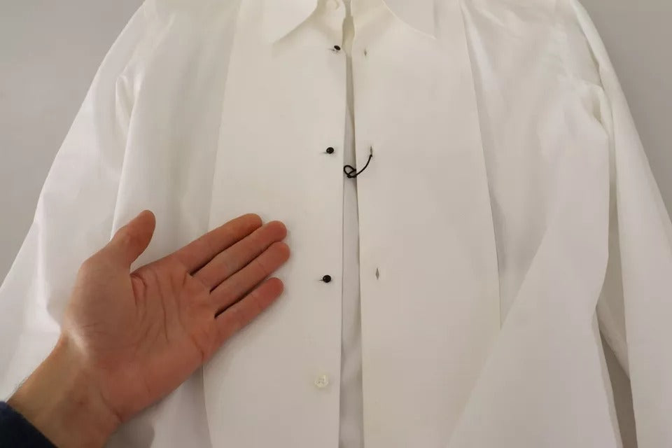 Weißes Baumwollkleid mit Kragen und langen Ärmeln, Hemdoberteil