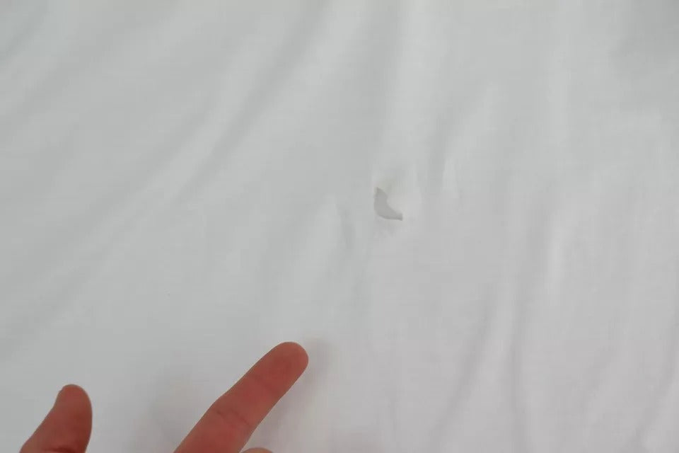 Weißes ärmelloses Tanktop aus Baumwolle mit Herz-Applikation