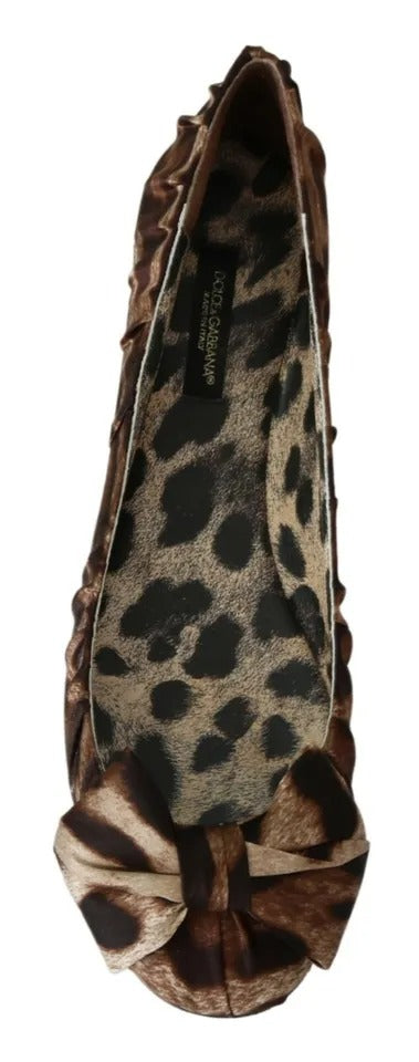 Braune Ballerinas aus Seide mit Leopardenmuster