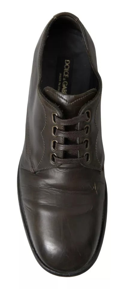 Grüne Herrenschuhe aus Leder für formelle Anlässe