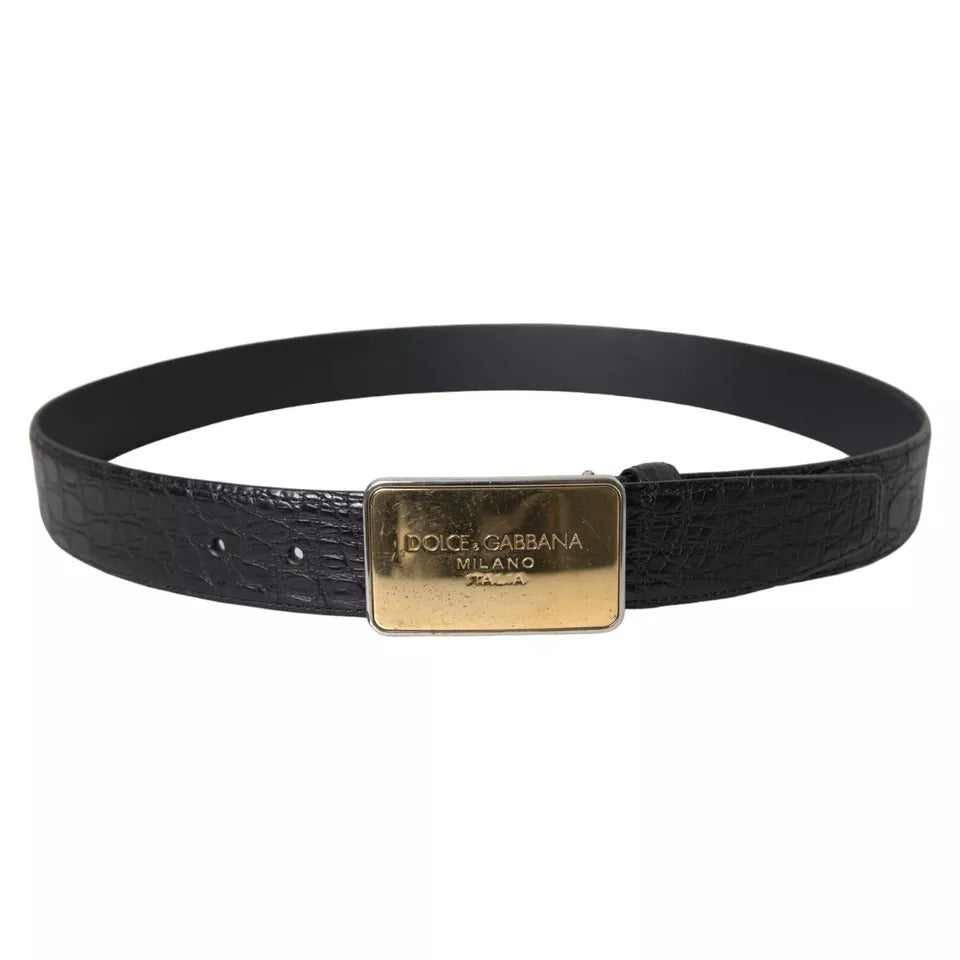 Schwarzer Gürtel aus exotischem Leder mit goldener Metallschnalle