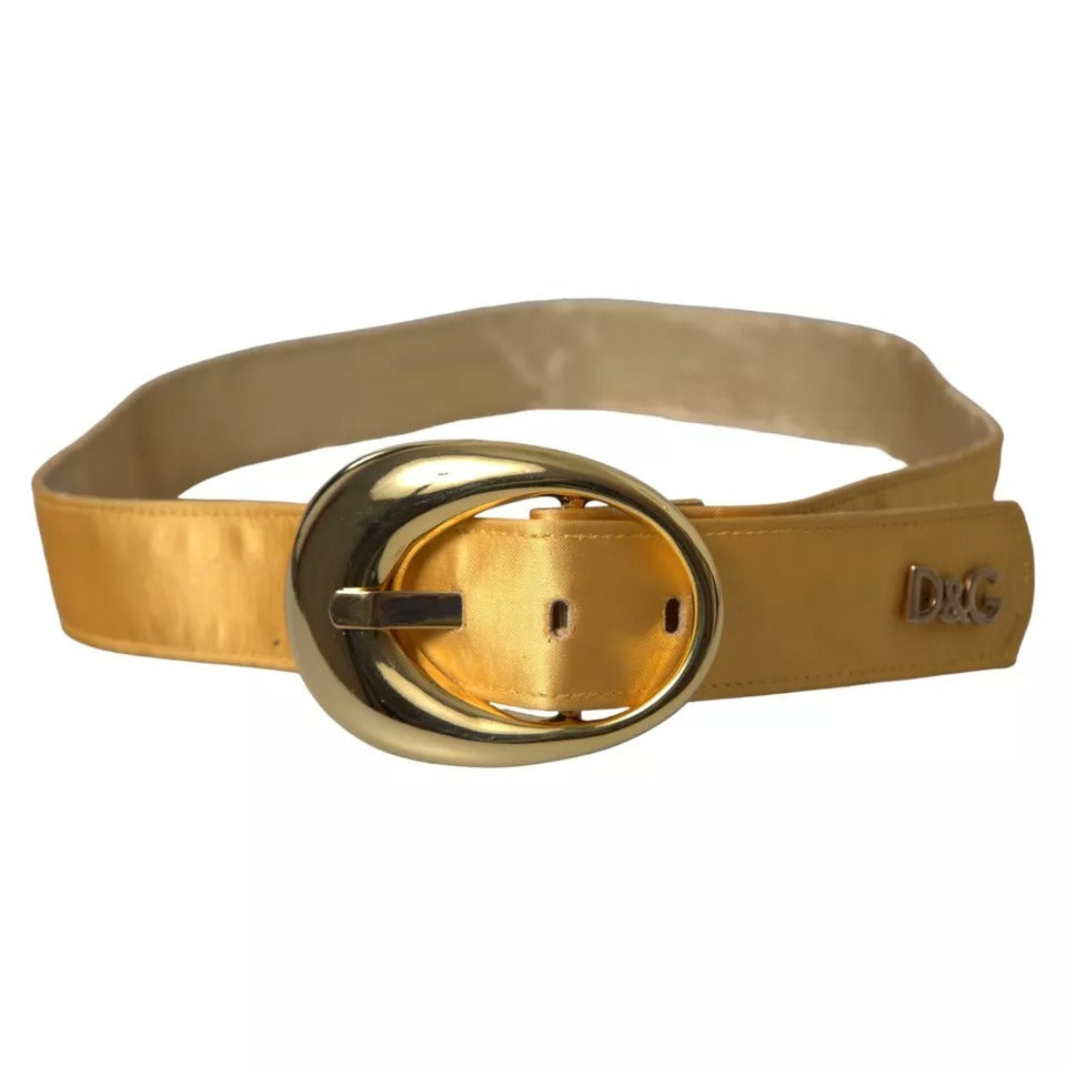 Goldfarbener Satin-Ledergürtel mit ovaler Metallschnalle
