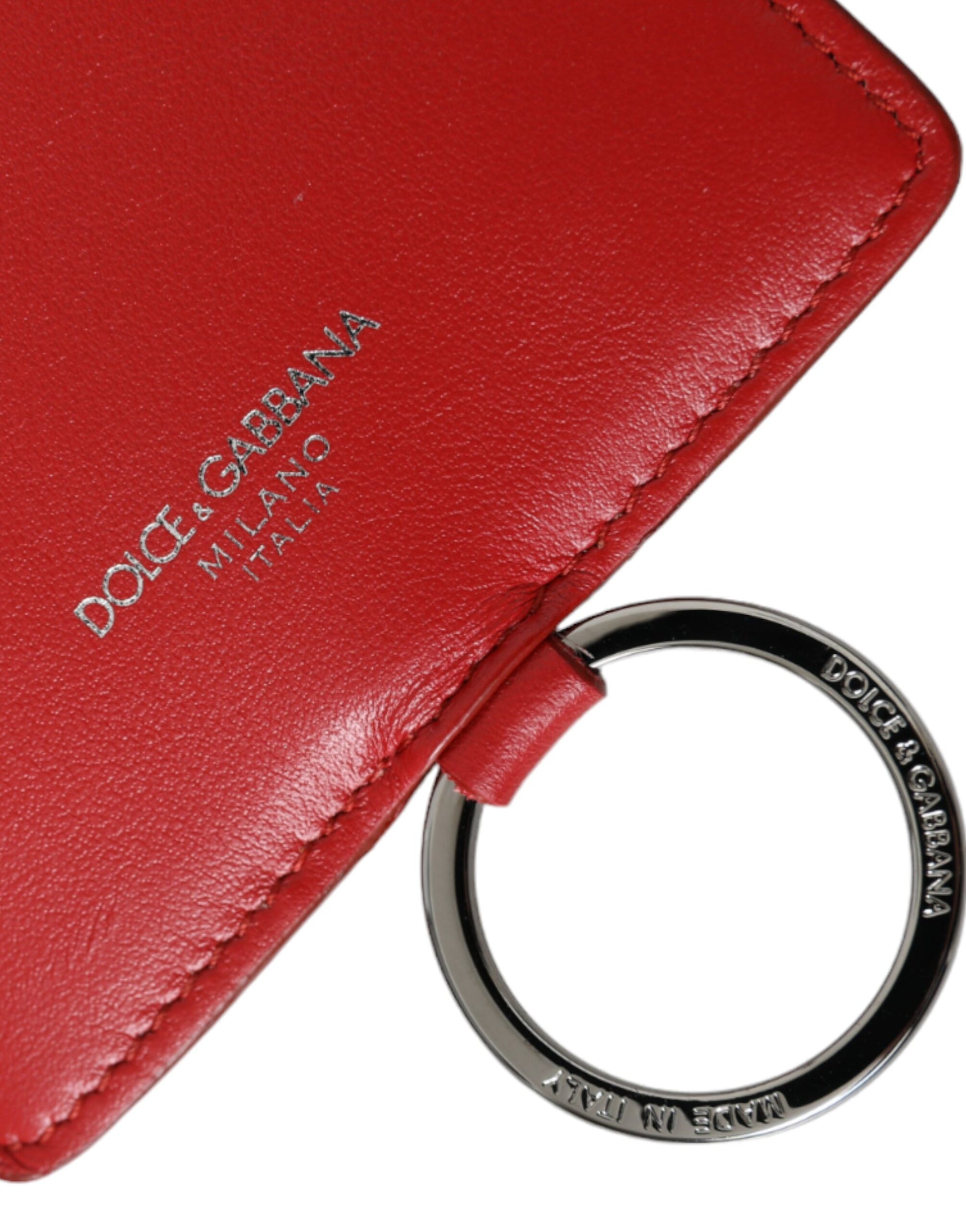 Rotes Kartenetui aus Kalbsleder mit Lanyard und Logo