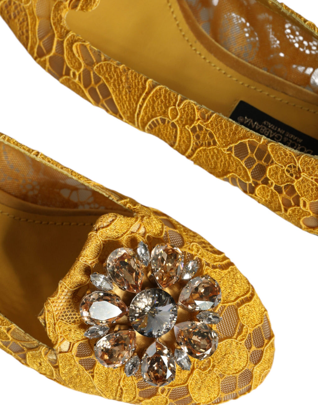 Senfgelbe Loafer-Schuhe mit Kristallen und Spitze
