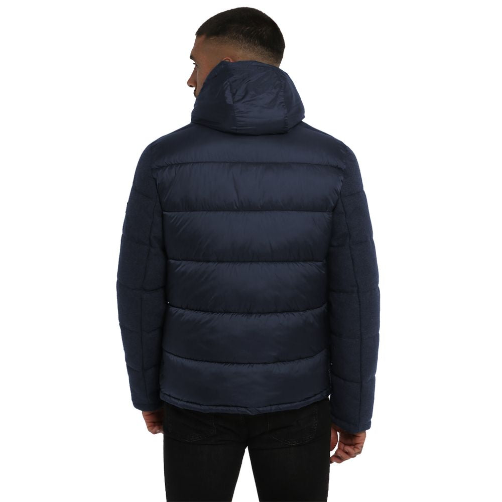 Blaue Polyesterjacke