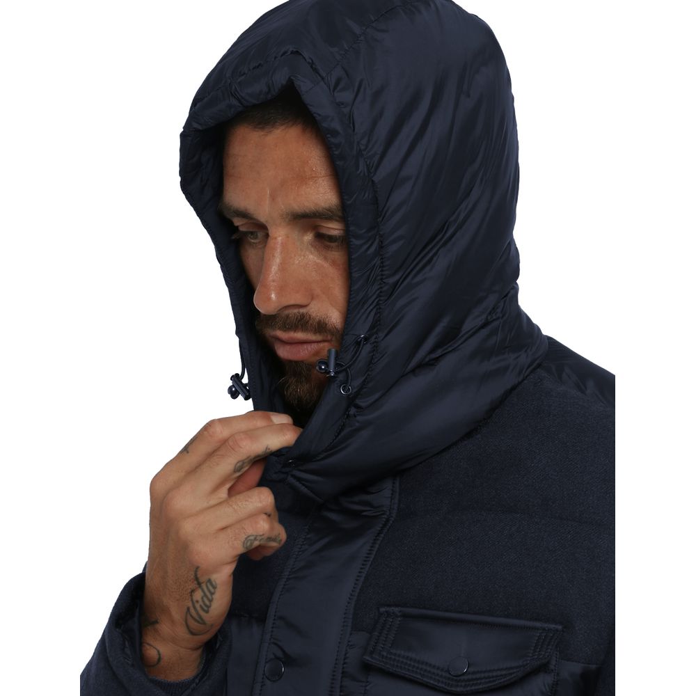Blaue Polyesterjacke