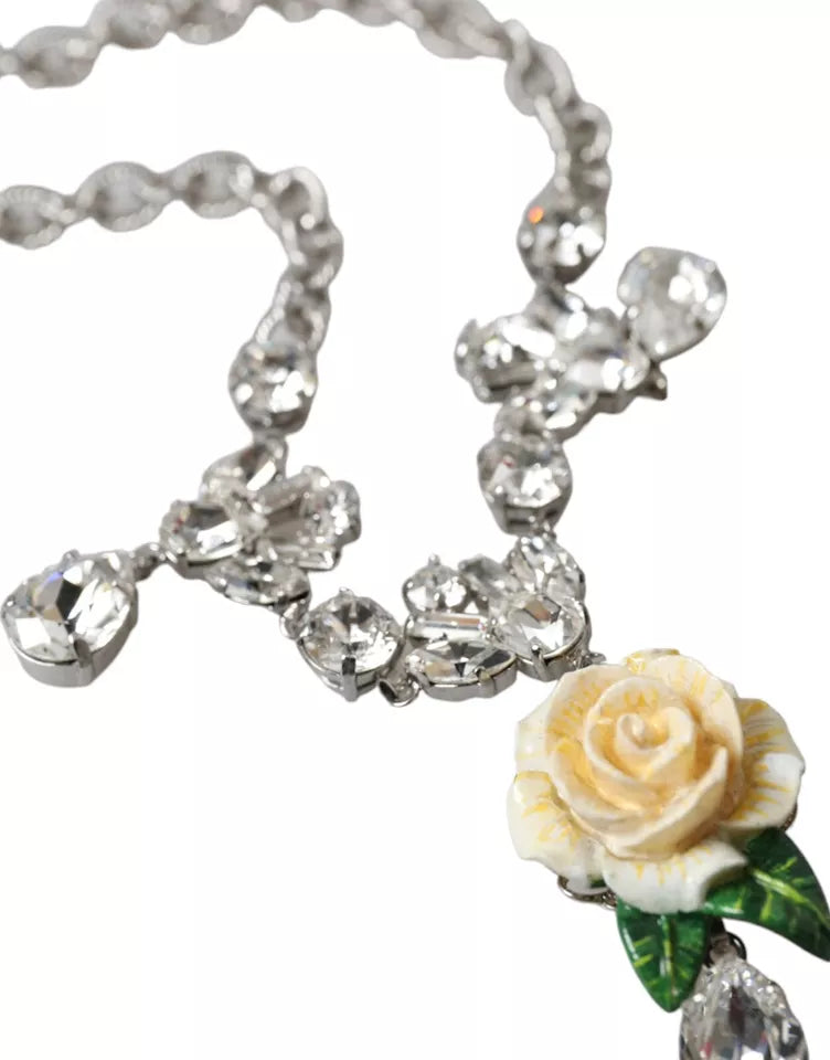 Halskette mit Rosenanhänger aus Messing in Silber mit klarem Kristall