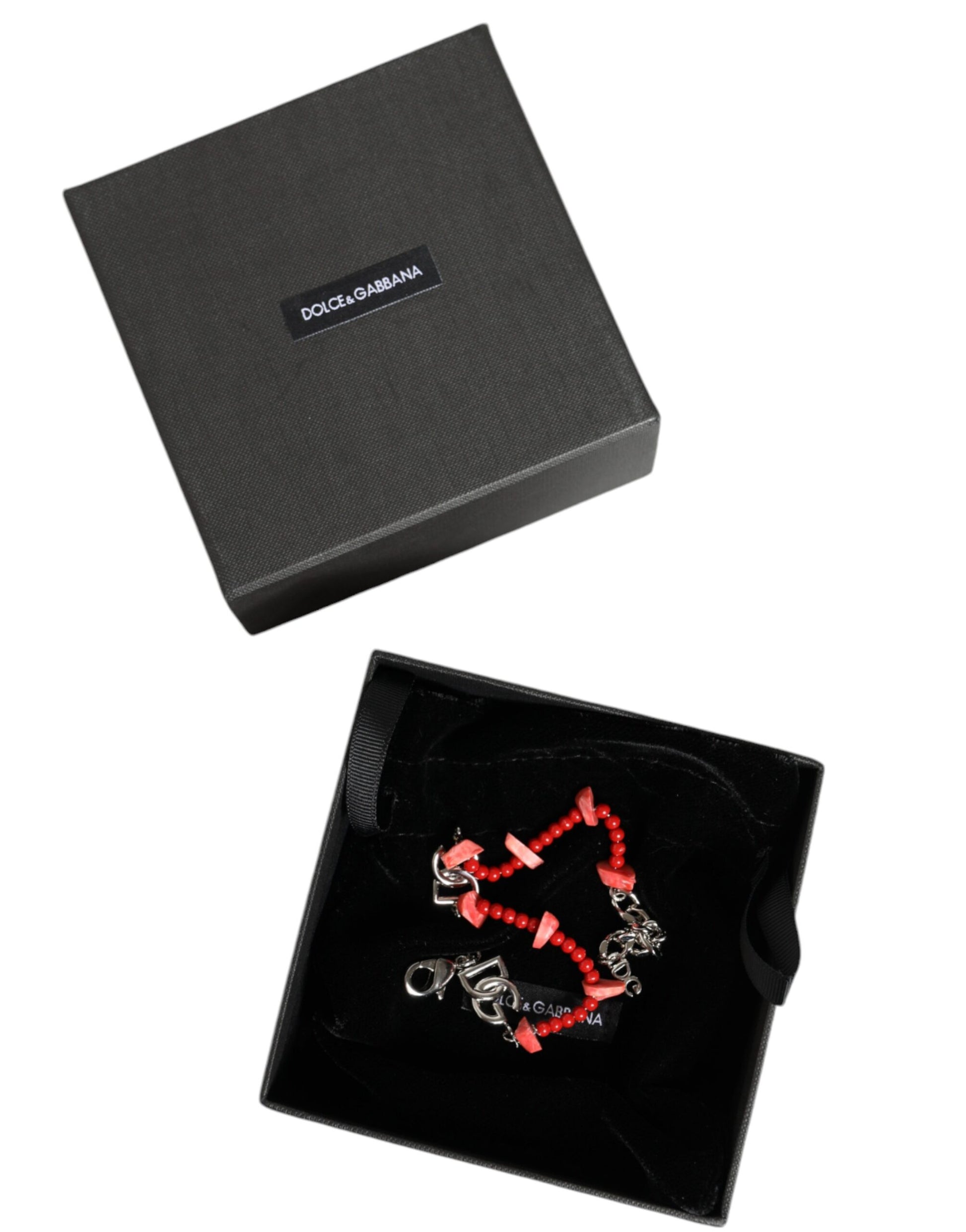 Silberfarbenes Kettenarmband mit DG-Logo und Messingperlen