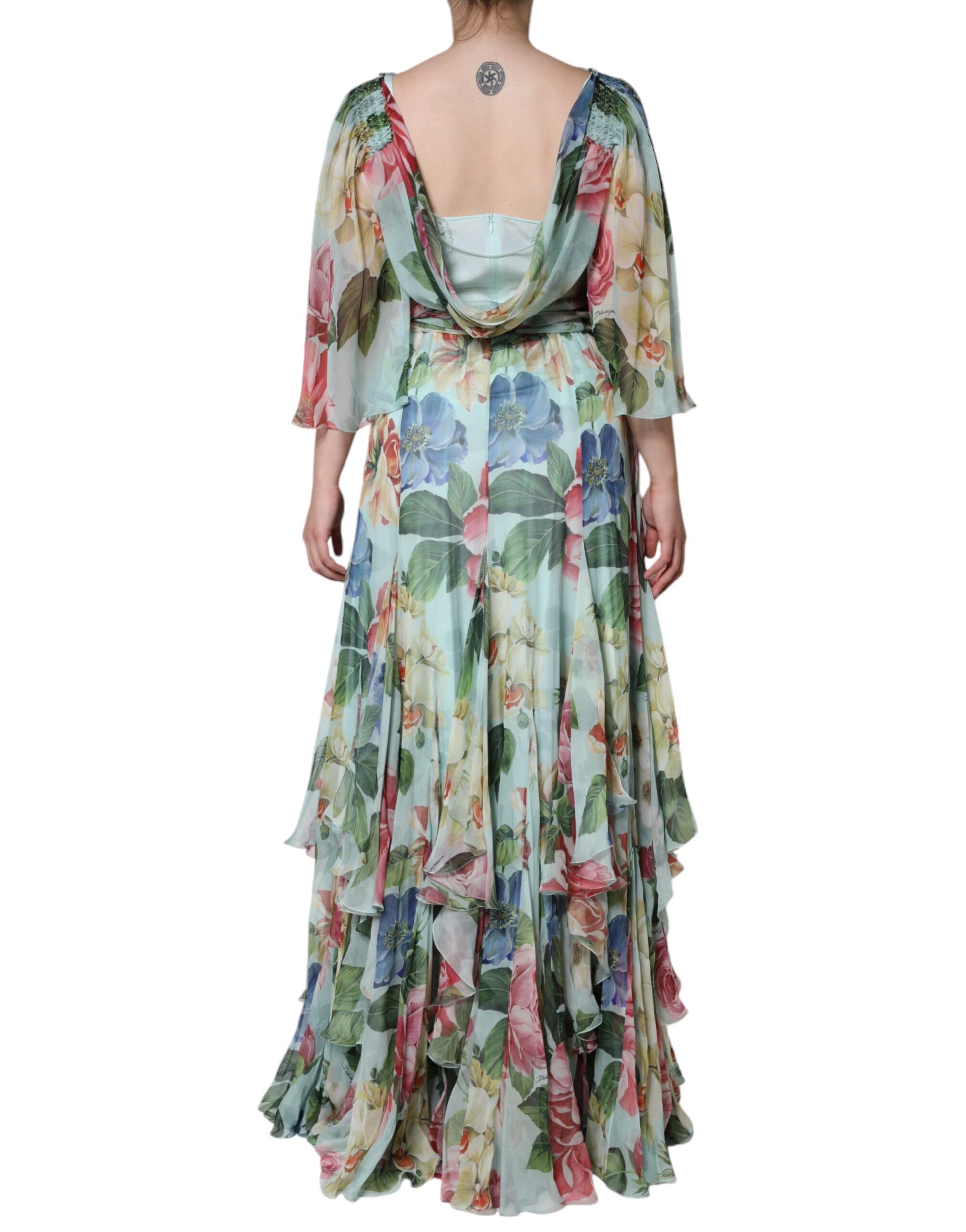 Langes Seidenkleid mit mehrfarbigem Blumenmuster