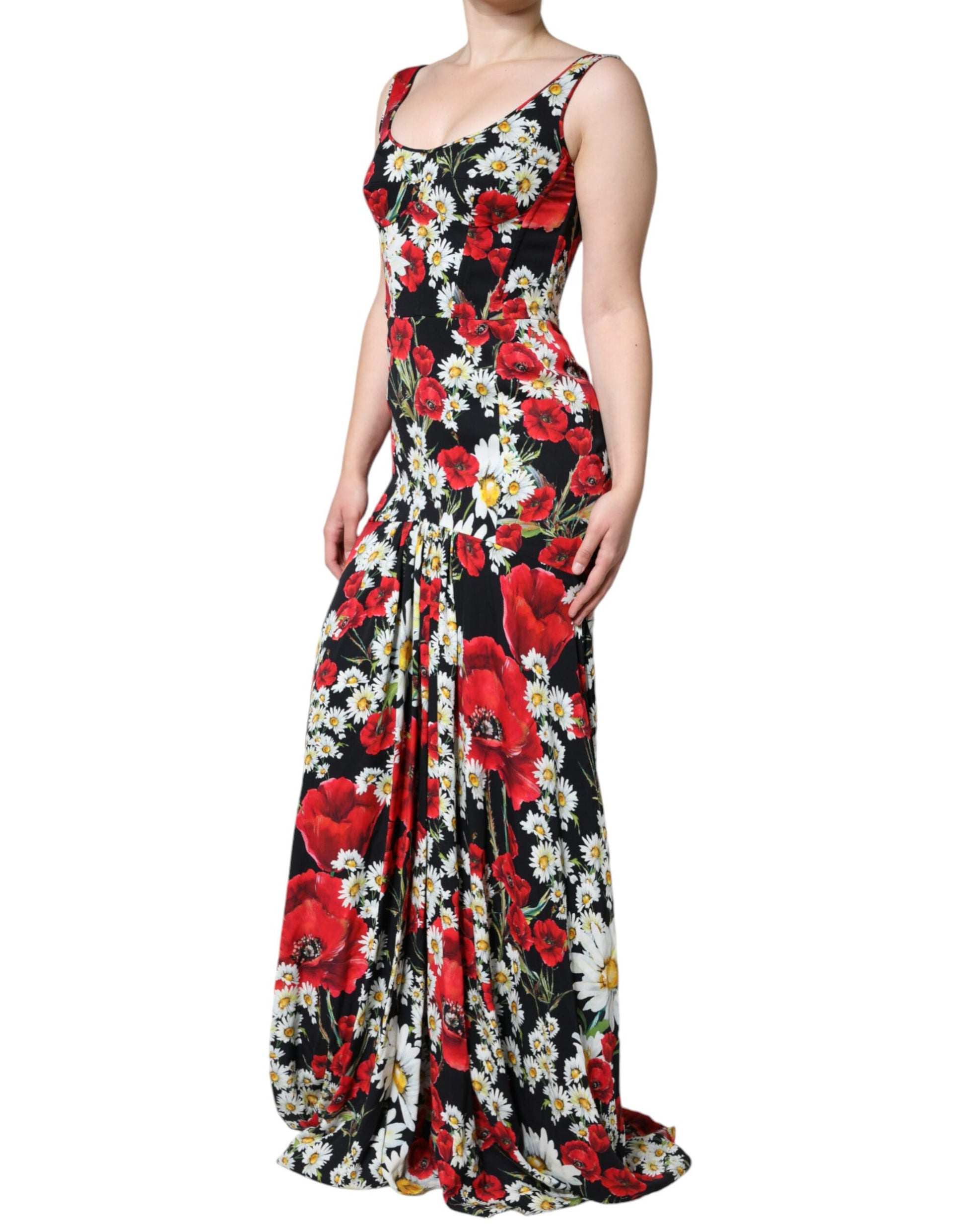 Schwarzes, ärmelloses langes Seidenkleid mit Blumenmuster