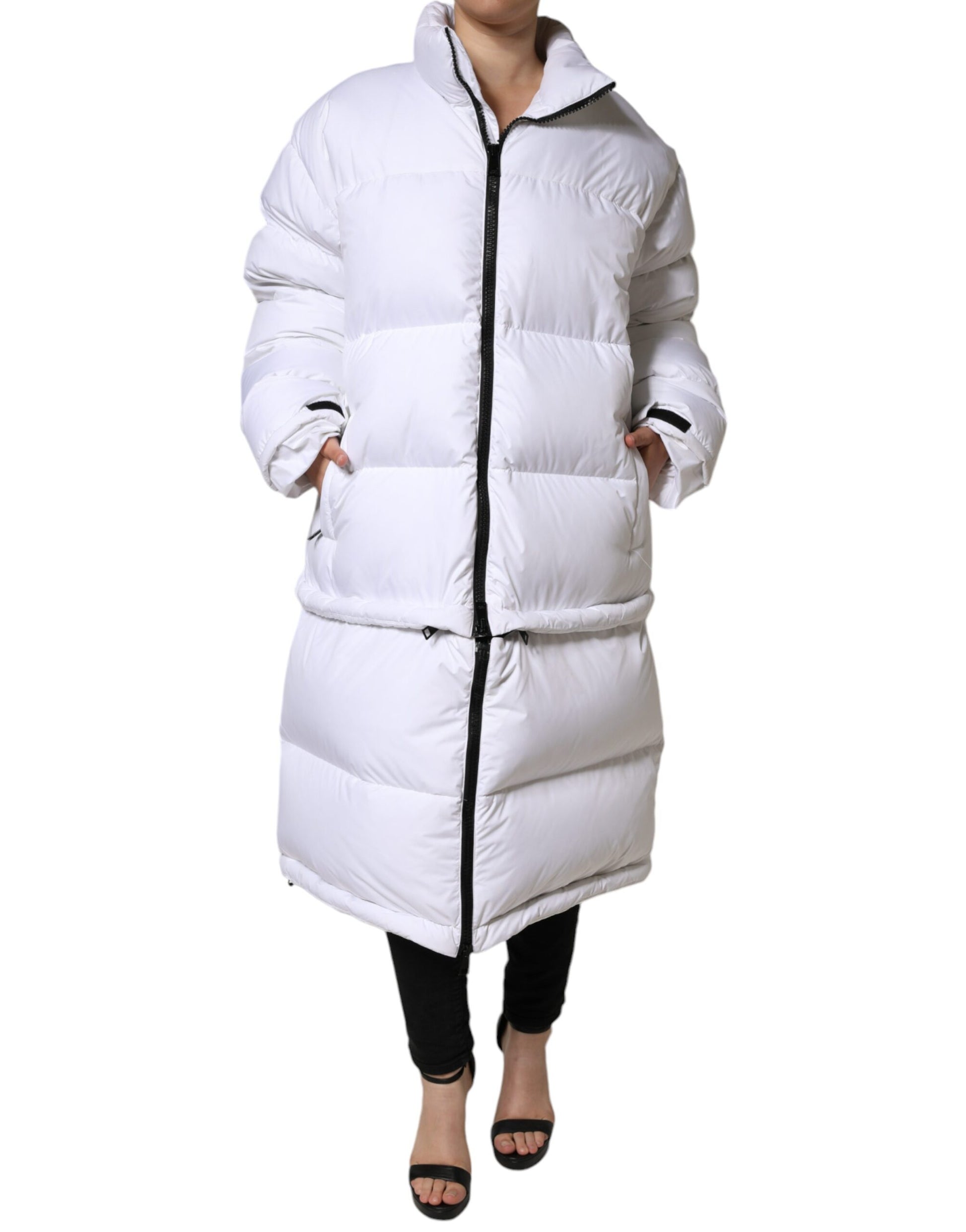 Weiße Puffer-Steppjacke mit durchgehendem Reißverschluss