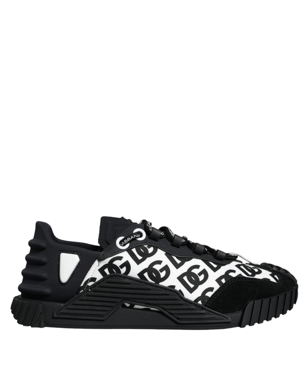 Schwarze Low Top NS1 Sneakers mit Logo und Schnürung