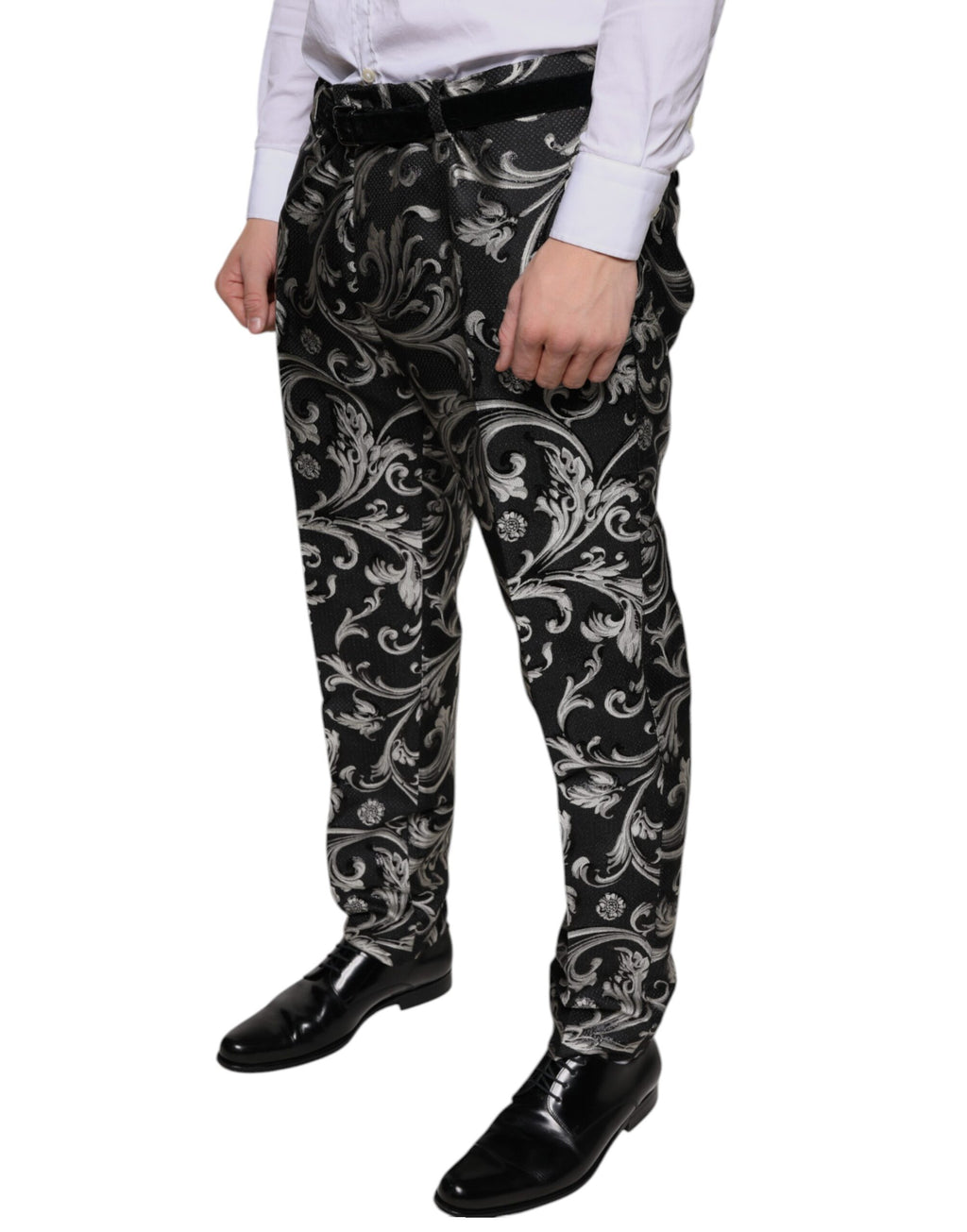 Schwarze, enge Anzughose aus Jacquard