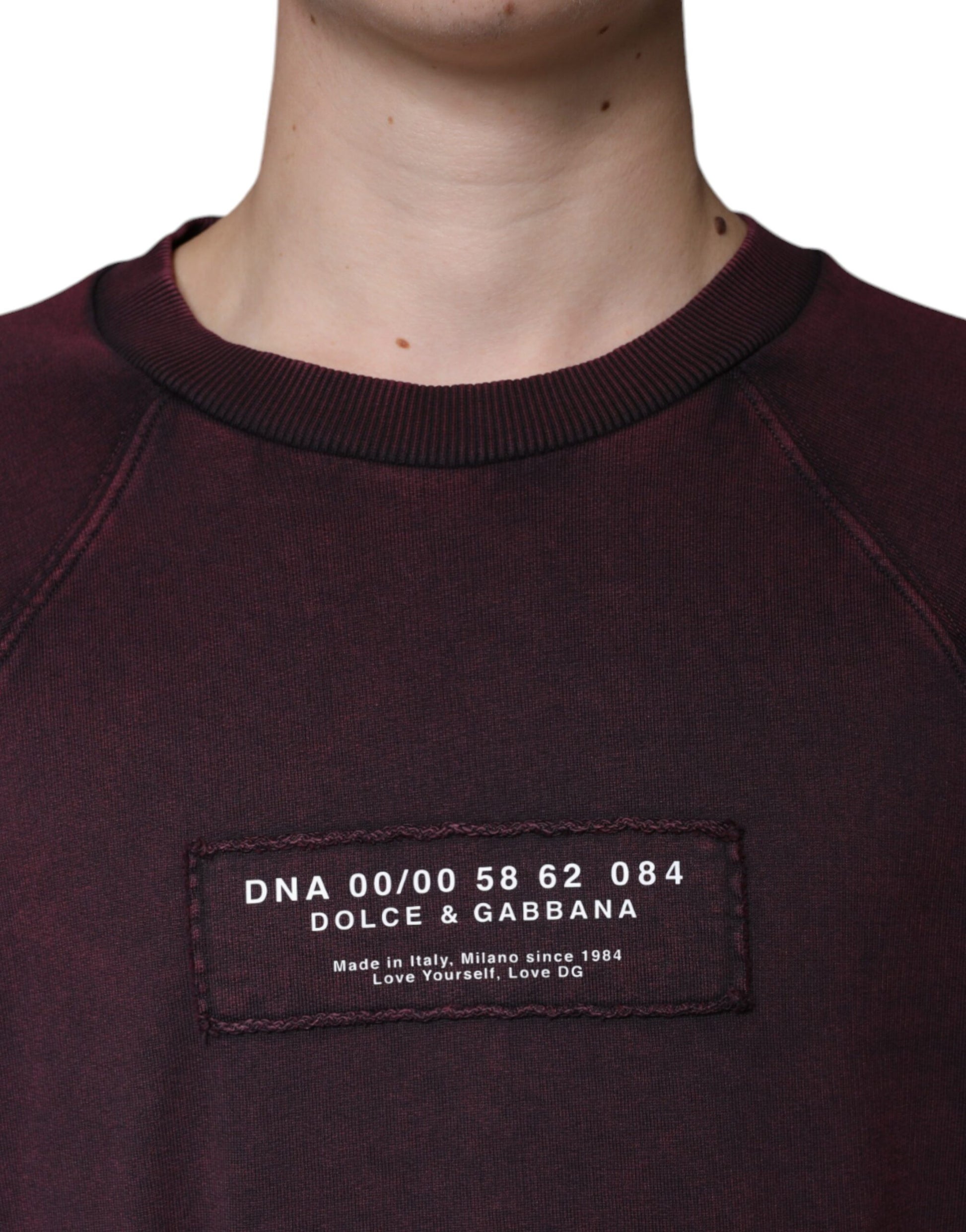 Kastanienbraunes Herren-Sweatshirt mit Rundhalsausschnitt und Logo