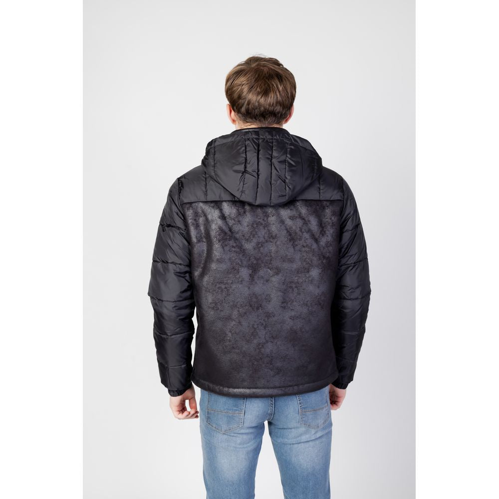 Schwarze Polyesterjacken &amp; -mäntel