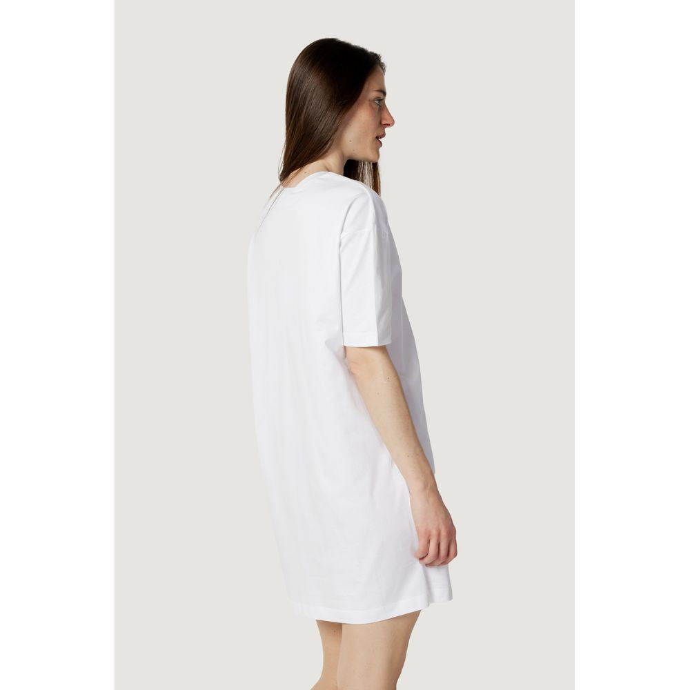 Weiße Baumwollshorts