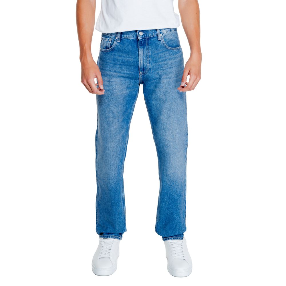 Hellblaue Jeans aus Baumwolle mit entspannter Passform