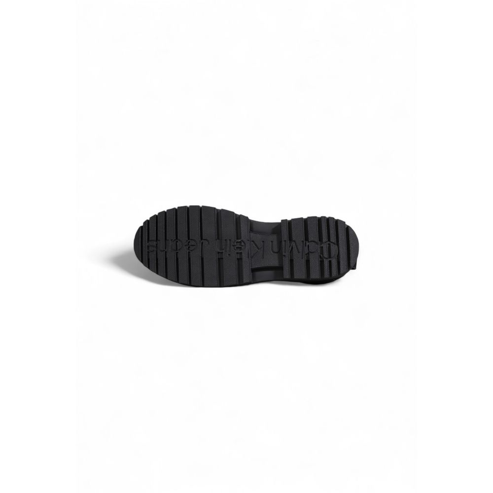 Oxfords und Derbys aus schwarzem Wildleder