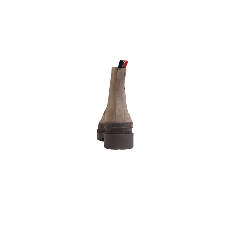 Knöchelstiefel aus grauem Wildleder