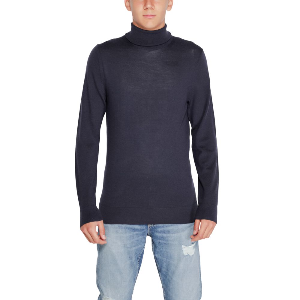 Blauer Rollkragenpullover aus Wolle