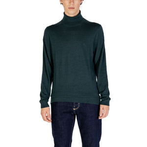 Grüner Rollkragenpullover aus Wolle