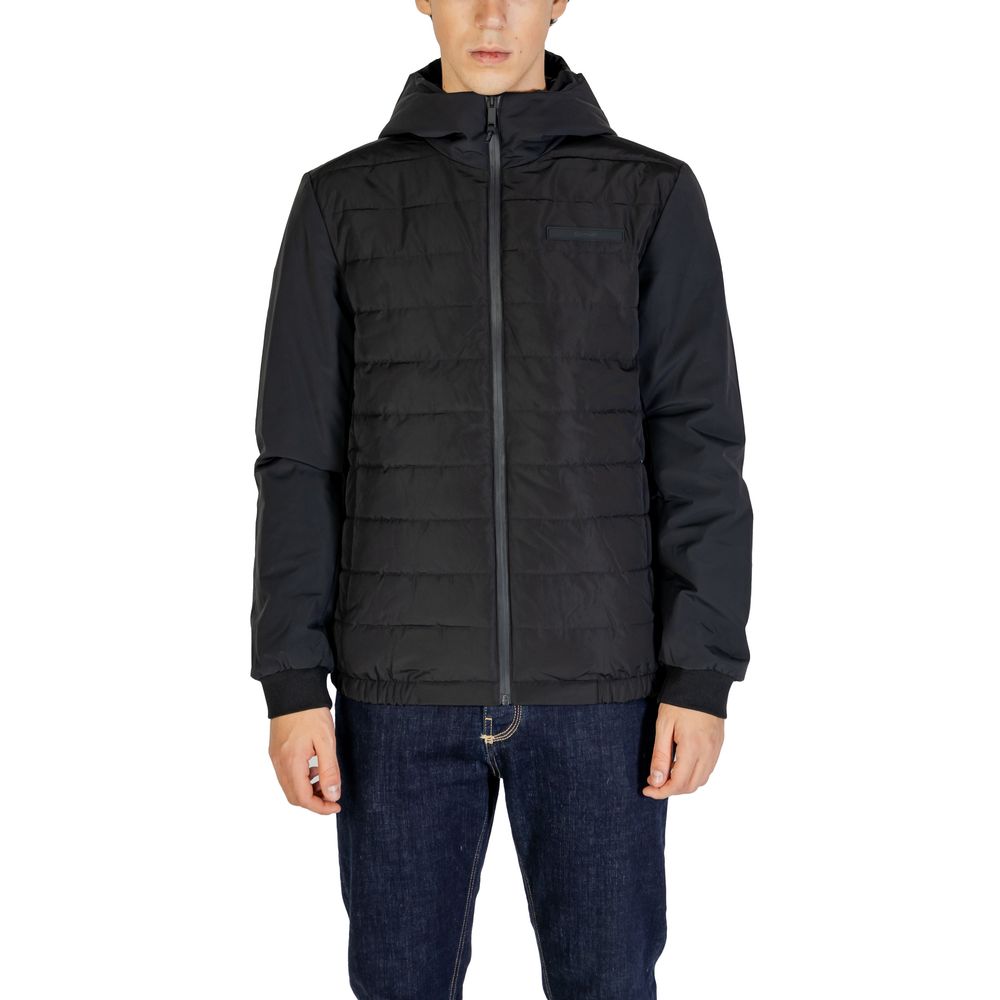 Schwarze Jacken und Mäntel aus recyceltem Polyester