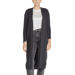 Graue Marabu-Strickjacke