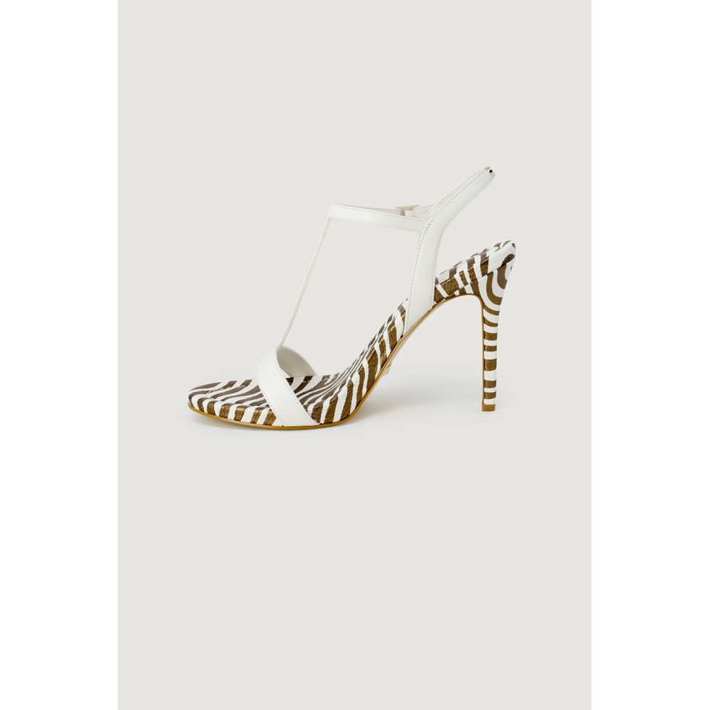 Weißer Leder-High-Heel