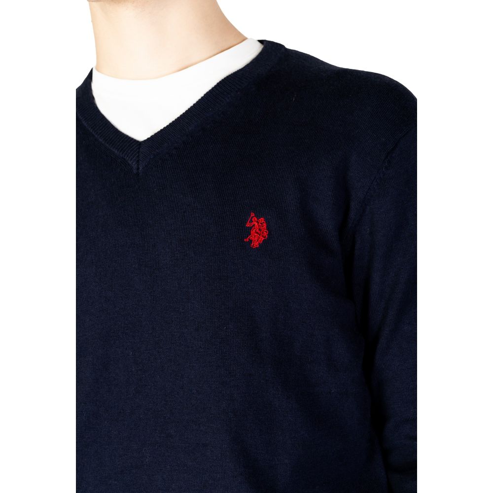 Blauer Baumwollpullover