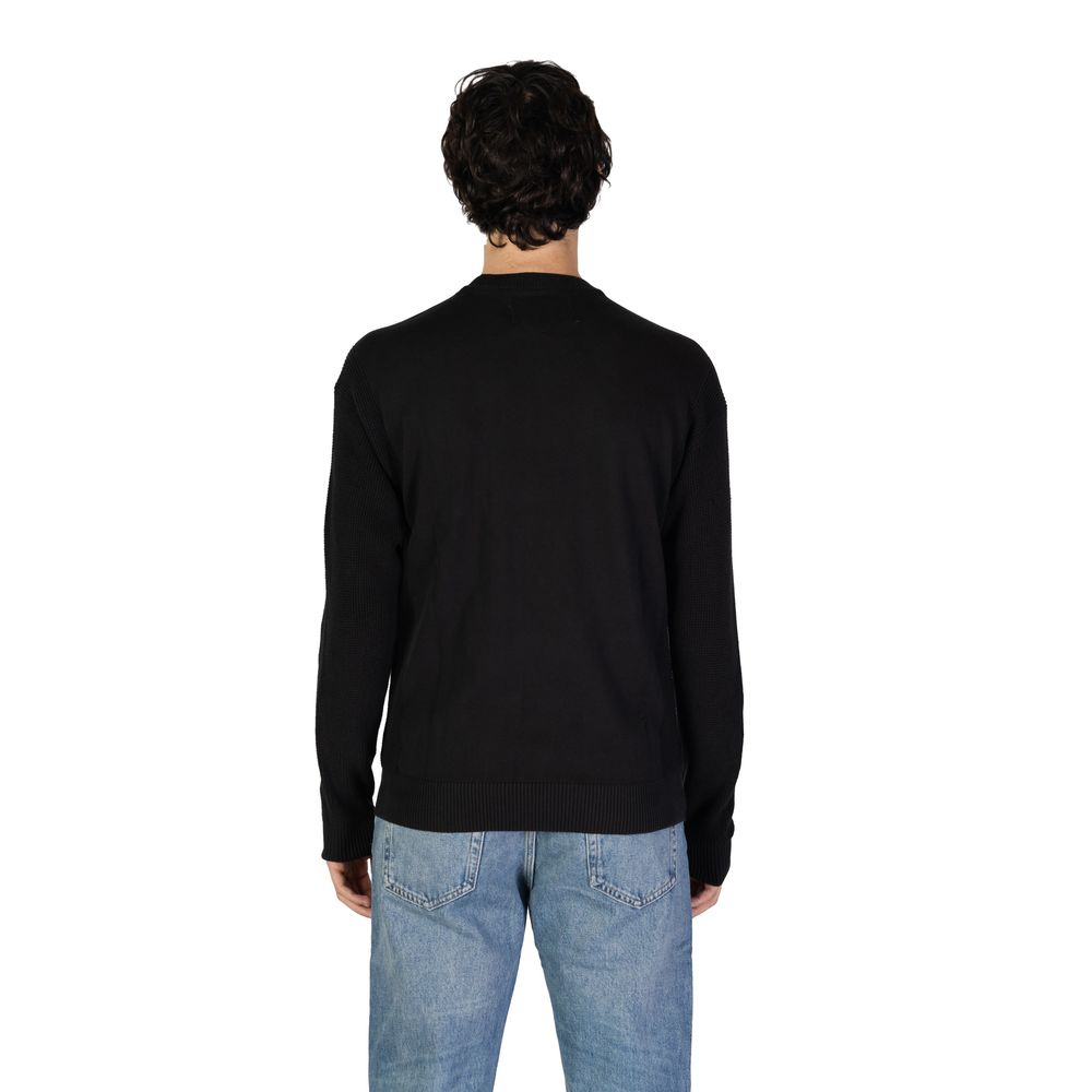 Schwarzer Baumwollpullover