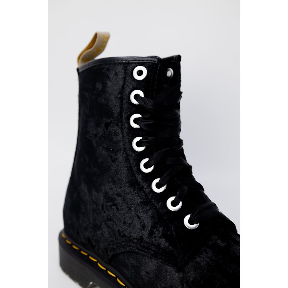 Schwarzer Polyesterstiefel