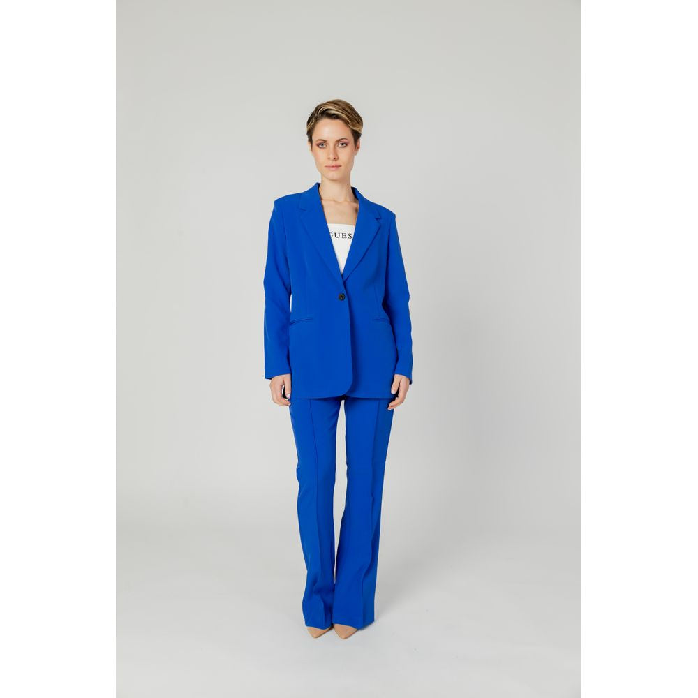 Blauer Blazer aus recyceltem Polyester
