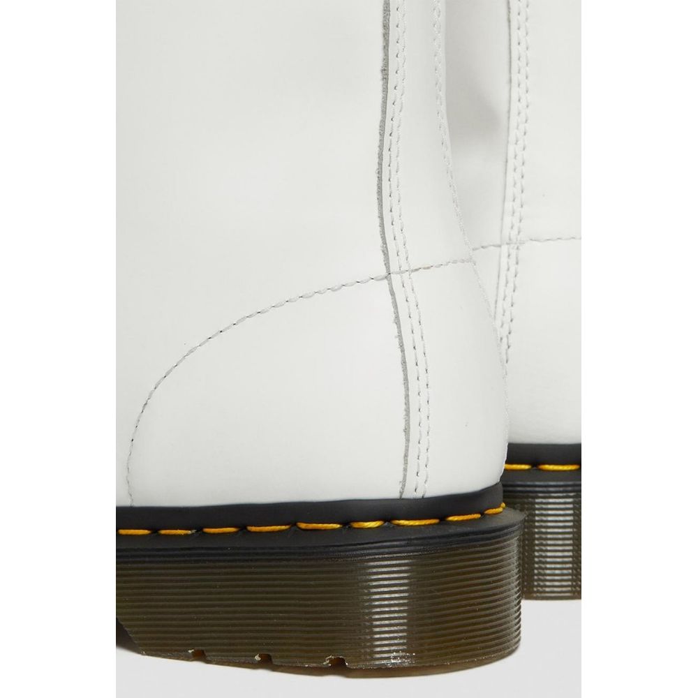 Weißer Lederstiefel
