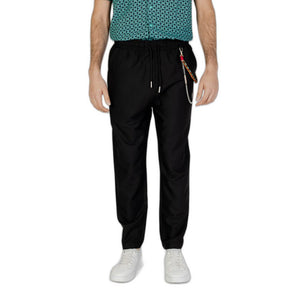 Schwarze Polyesterhose