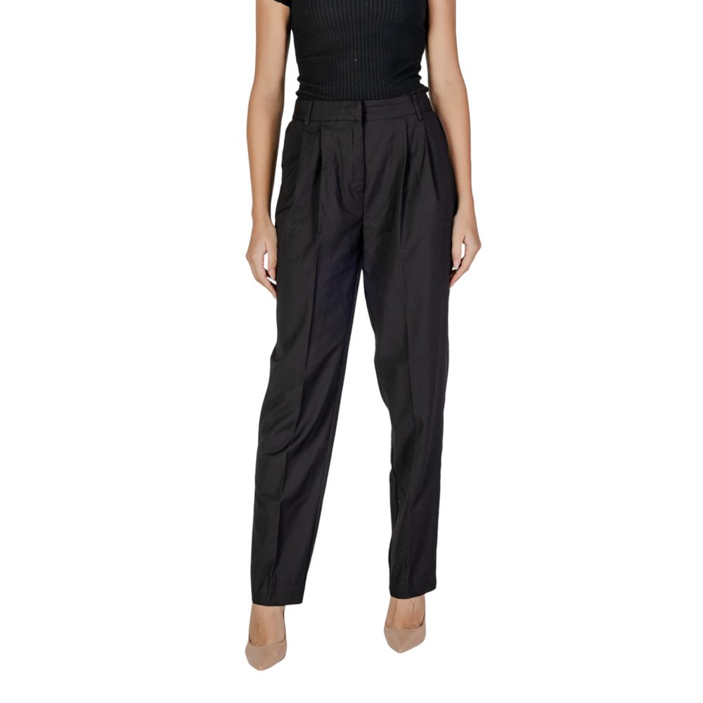 Schwarze Polyesterhose