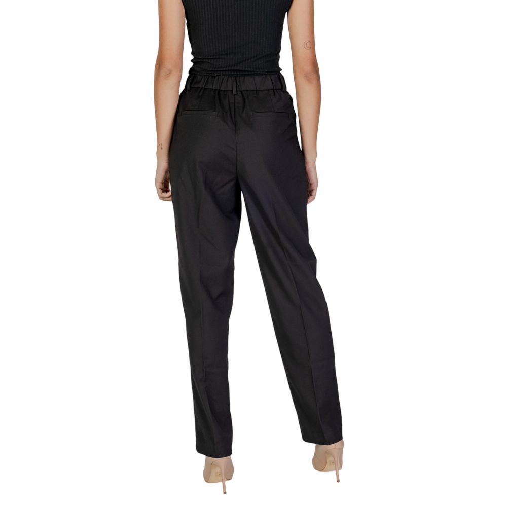 Schwarze Polyesterhose