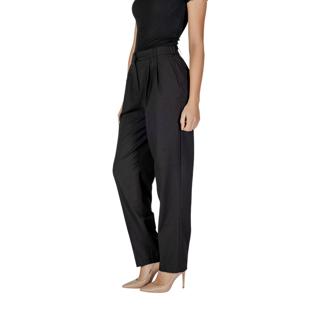 Schwarze Polyesterhose