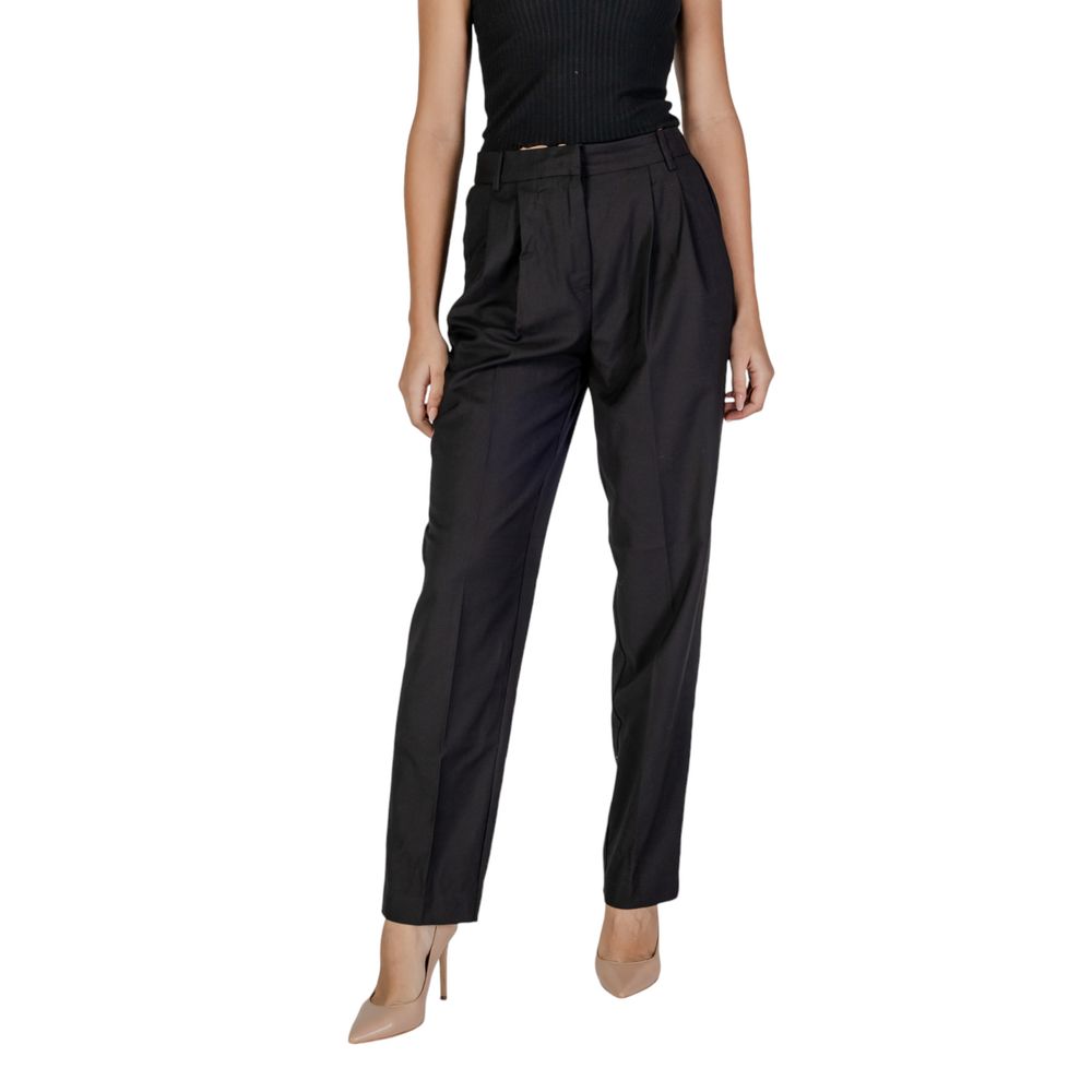 Schwarze Polyesterhose