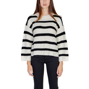 Cremefarbener Marabu-Pullover