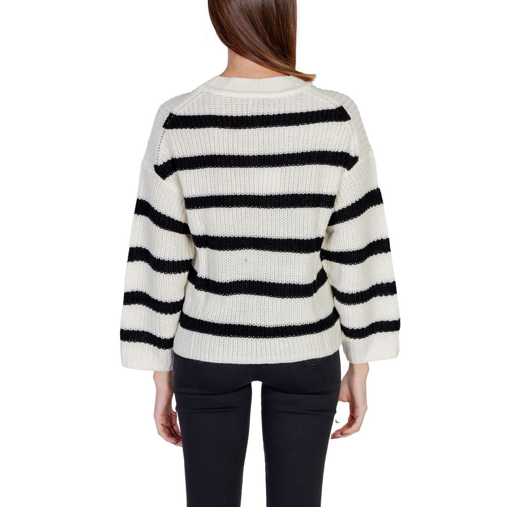 Cremefarbener Marabu-Pullover
