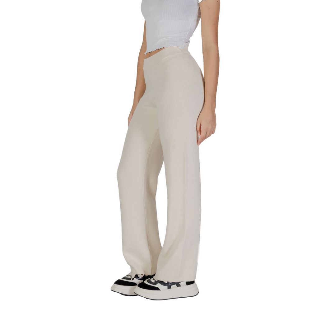 Cremefarbene Viskosehose