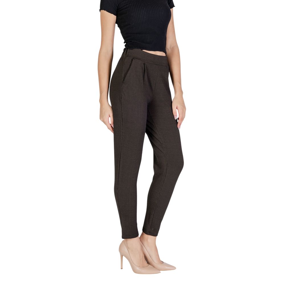Braune Polyesterhose