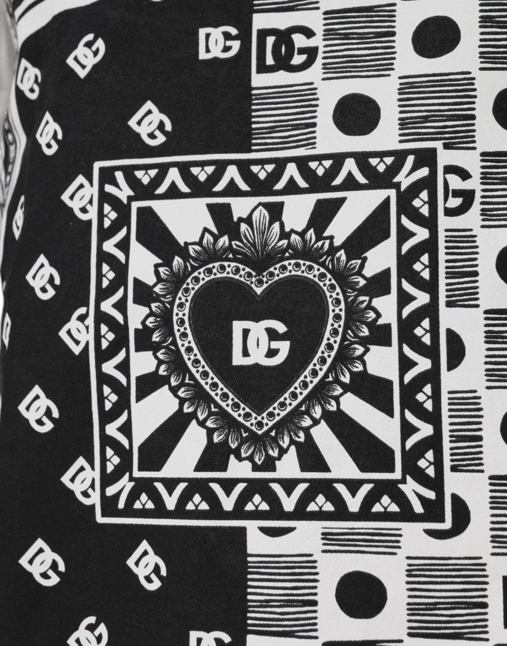 Weißes Baumwoll-T-Shirt mit kurzen Ärmeln und Bandana-Print