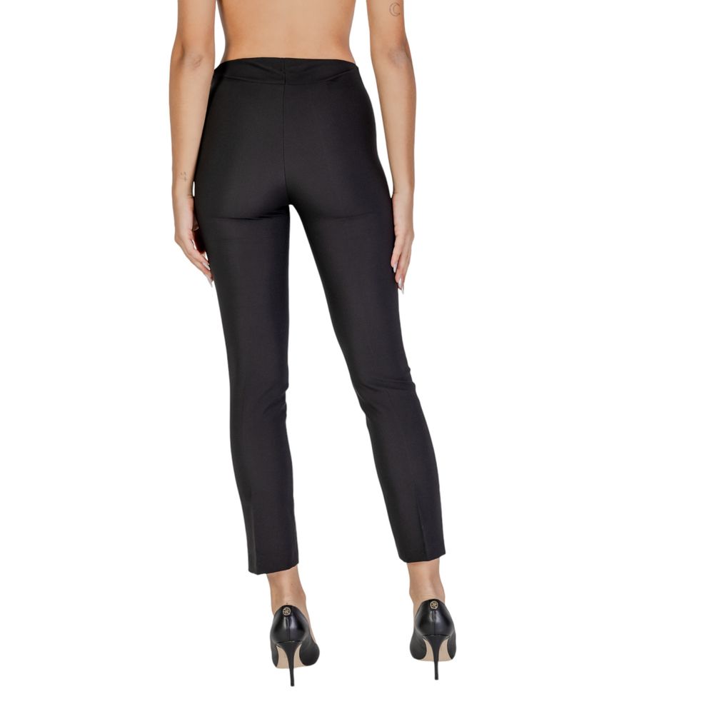 Schwarze Polyesterhose