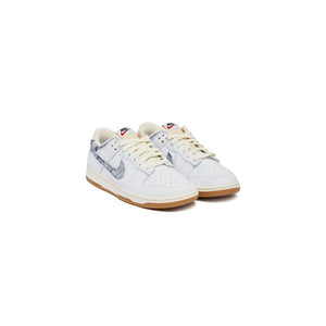 Blauer Ledersneaker