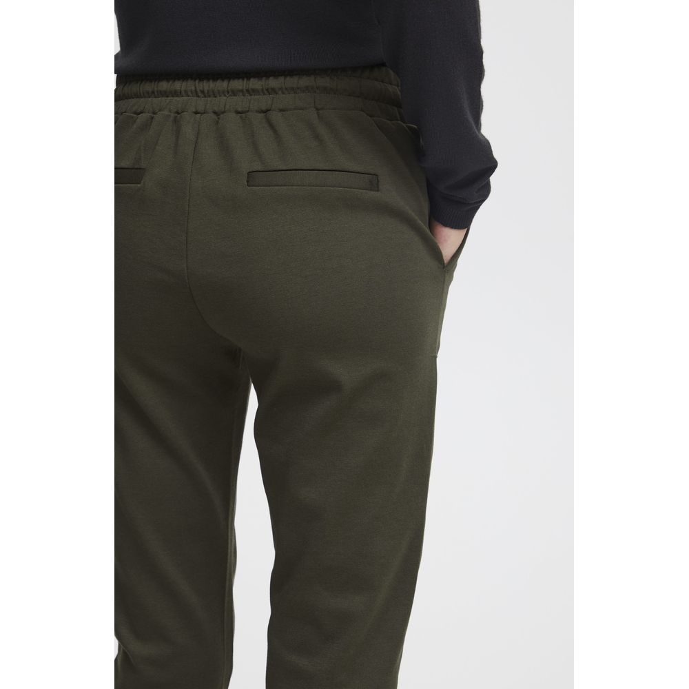 Grüne Polyesterhose